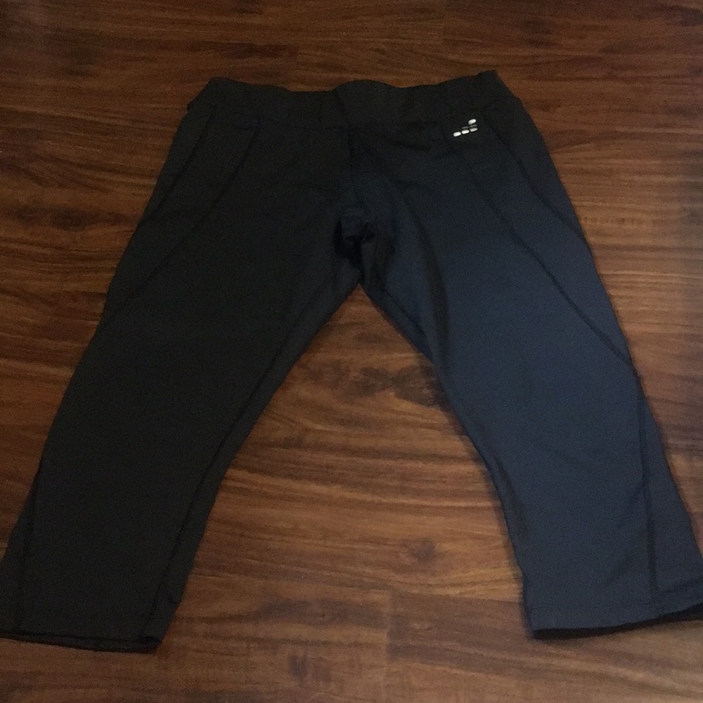 BCG Cropped Athletic Leggings, Size S, EUC